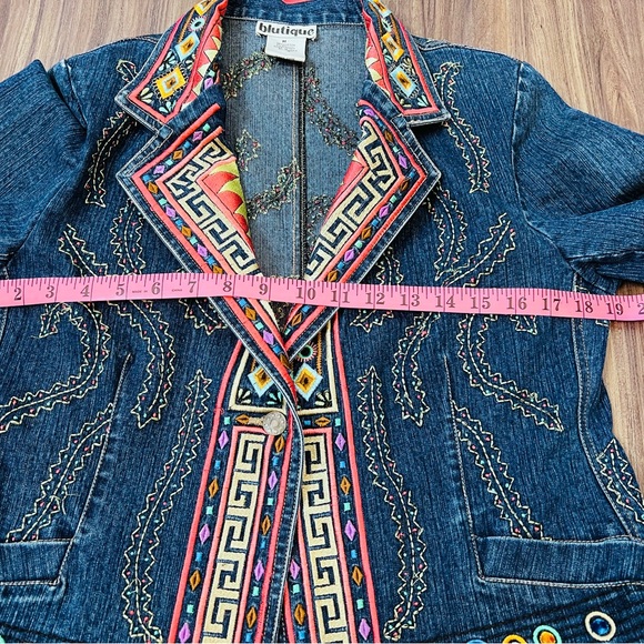 BLUTIQUE Women’s Embroidered Boho/Y2K Denim Jacket SZ:M - Picture 5 of 14